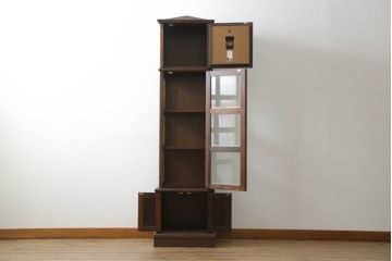 和製ビンテージ　九州民芸家具　シックな佇まいが上品なホールクロックキャビネット(ガラスケース、ショーケース、縦型キャビネット、収納棚、戸棚、飾り棚、ヴィンテージ)(R-065698)