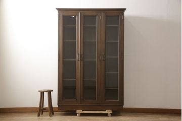 中古　美品!!　永田良介商店 　気品漂う佇まいが魅力のブックケース(本箱、飾り棚、収納棚、戸棚、キャビネット)(R-065699)