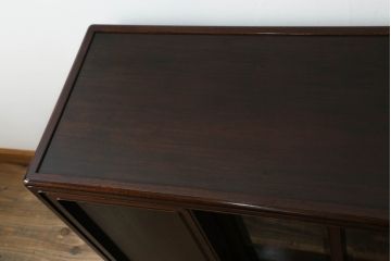 中古　通産大臣指定伝統的工芸品　大阪唐木指物　花梨(カリン)材　漆塗り　宮下賢次郎作　希少モデル!!　上品な佇まいが魅力のサイドボード(サイドキャビネット、飾り棚、収納棚、戸棚)(R-065701)