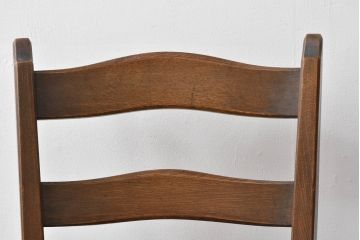 中古　美品　永田良介商店　神戸洋家具　落ち着きのあるシックな佇まいが魅力のラダー型食堂椅子2脚セット(ダイニングチェア、ラダーバックチェア、ワークチェア、板座チェア、椅子、イス)(R-065702)