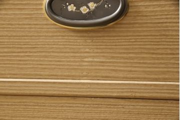 中古　美品　上品な佇まいが魅力の加茂総桐箪笥(胴丸、桐たんす、着物箪笥、引き出し、和タンス、衣装箪笥)(R-065710)