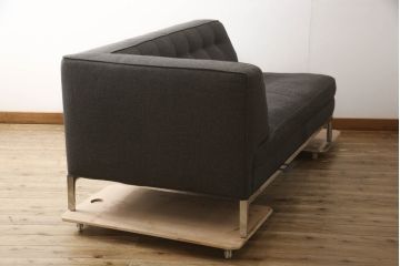 中古　超美品　Cassinaixc.(カッシーナイクスシー)　Philippe Starck(フィリップ・スタルク)　249 VOLAGE　EX-S(ヴォラージュ　エクストラソフト)　シンプルモダンな空間を演出できるサイドテーブル付きシステムソファ(L字型、コーナーソファ、5人掛け、6人掛け)(定価約365万円)(R-065719)