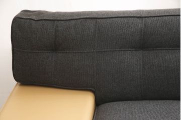 中古　超美品　Cassinaixc.(カッシーナイクスシー)　Philippe Starck(フィリップ・スタルク)　249 VOLAGE　EX-S(ヴォラージュ　エクストラソフト)　シンプルモダンな空間を演出できるサイドテーブル付きシステムソファ(L字型、コーナーソファ、5人掛け、6人掛け)(定価約365万円)(R-065719)