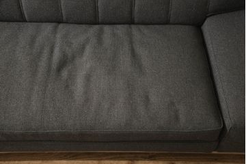 中古　超美品　Cassinaixc.(カッシーナイクスシー)　Philippe Starck(フィリップ・スタルク)　249 VOLAGE　EX-S(ヴォラージュ　エクストラソフト)　シンプルモダンな空間を演出できるサイドテーブル付きシステムソファ(L字型、コーナーソファ、5人掛け、6人掛け)(定価約365万円)(R-065719)