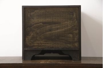 アジアンビンテージ　李朝家具　立派な金具が重厚な雰囲気を醸し出す小箪笥(小物収納、卓上収納、収納棚、戸棚、韓国家具、ヴィンテージ)(R-065720)