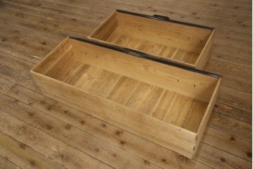 和製アンティーク　明治期　前面欅(ケヤキ)材　金具の立派な佐渡箪笥(小木箪笥、和たんす、ローチェスト、ローボード、時代箪笥、収納箪笥、引き出し、アンティーク箪笥)(R-065741)