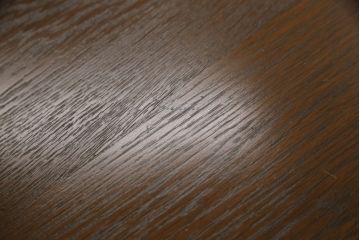 中古　横浜クラシック家具　ノックオンウッド(knockonwood)　コロニアルシリーズ(Hand Made)　クラシカルな佇まいが魅力のラウンドテーブル(カフェテーブル、コーヒーテーブル、丸テーブル)(R-065746)