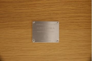 中古　展示美品　maruni(マルニ木工)　MARUNI COLLECTION(マルニコレクション)　HIROSHIMA(ヒロシマ)　深澤 直人(NAOTO FUKASAWA)デザイン　ナチュラルテイストの空間づくりにおすすめのオーク材製ダイニングチェア(板座チェア、アームチェア、椅子、イス)(定価約14万7千円)(R-065753)