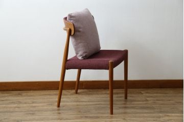 中古　展示品　Ritzwell(リッツウェル)　CHARLIE(チャーリー)　フォルムの美しさが魅力のクッション付きチェア(ダイニングチェア、椅子、イス)(R-065761)
