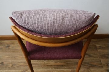 中古　展示品　Ritzwell(リッツウェル)　CHARLIE(チャーリー)　フォルムの美しさが魅力のクッション付きチェア(ダイニングチェア、椅子、イス)(R-065761)