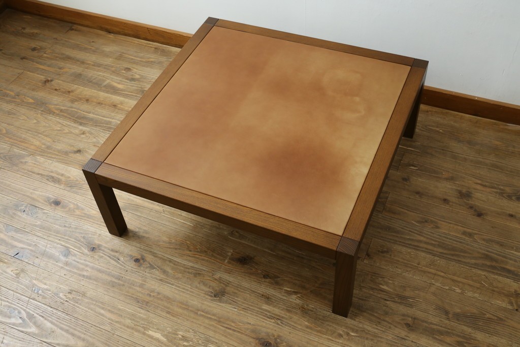 新古　未使用展示品　Ritzwell(リッツウェル)　GRAND LEEWISE(グランドリーワイズ)　和モダンなコーディネートに活躍してくれる肘なし2人掛けソファ&オットマン&サイドテーブル3点セット　定価3点計約75万円　(R-065765)