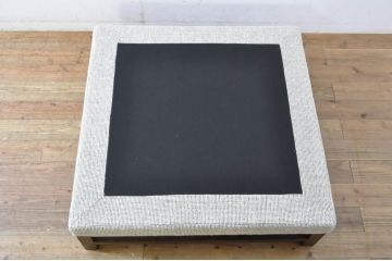 中古　展示品　Ritzwell(リッツウェル)　GRAND LEEWISE(グランドリーワイズ)　和モダンなコーディネートに活躍してくれる肘なし2人掛けソファ&オットマン&サイドテーブル3点セット(ラブソファ、2Pソファ、二人掛け、フットスツール、リビングテーブル、センターテーブル)(定価3点計約75万円)(R-065765)