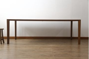 中古　CONDE HOUSE(カンディハウス)　WING LUX LD　ウォールナット材　三角モチーフの脚がお洒落!シンプルな中にこだわりが感じられるダイニングテーブル(6人掛け、8人掛け、食卓、作業台)(定価297,000円)(R-065768)