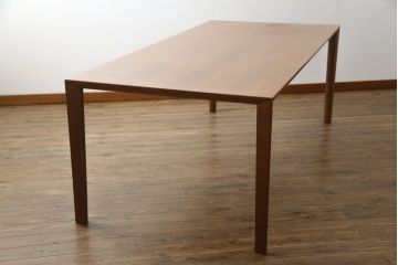 中古　CONDE HOUSE(カンディハウス)　WING LUX LD　ウォールナット材　三角モチーフの脚がお洒落!シンプルな中にこだわりが感じられるダイニングテーブル(6人掛け、8人掛け、食卓、作業台)(定価297,000円)(R-065768)