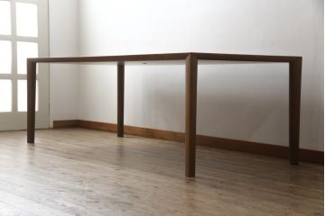 中古　CONDE HOUSE(カンディハウス)　WING LUX LD　ウォールナット材　三角モチーフの脚がお洒落!シンプルな中にこだわりが感じられるダイニングテーブル(6人掛け、8人掛け、食卓、作業台)(定価297,000円)(R-065768)