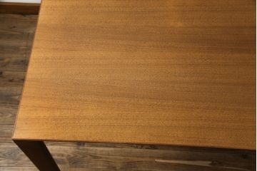 中古　CONDE HOUSE(カンディハウス)　WING LUX LD　ウォールナット材　三角モチーフの脚がお洒落!シンプルな中にこだわりが感じられるダイニングテーブル(6人掛け、8人掛け、食卓、作業台)(定価297,000円)(R-065768)