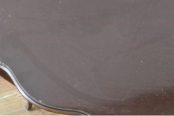 イギリスアンティーク　ウォールナット材　クラシカルな空間を演出する大振りなオケージョナルテーブル(カフェテーブル、コーヒーテーブル、英国)(R-065771)