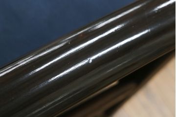 中古　松本民芸家具　#301型曲肘布張イス　上品なブルーカラーが空間のアクセントになる3人掛けソファ(3P、三人掛け、トリプルソファ、アームソファ)(定価約48万円)(R-065776)