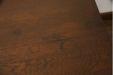 和製アンティーク　レトロな雰囲気を感じるデザインとナラ材の素朴な風合いが魅力の片袖机(在宅用デスク、在宅ワーク、ワークデスク)(R-065782)