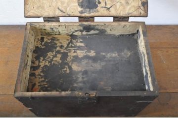 和製アンティーク　タモ材　玉杢　経年によって増した味わいが魅力的な金具付き硯箱(小)(小引き出し、掛硯、掛け硯、筆箱、小物収納、印箱)