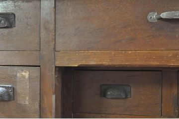 和製アンティーク　希少デザイン!　古い病院で使用されていたカウンターテーブル(作業台、デスク、机、引き出し、ワークデスク、在宅ワーク用、在宅用、店舗什器)(R-065794)