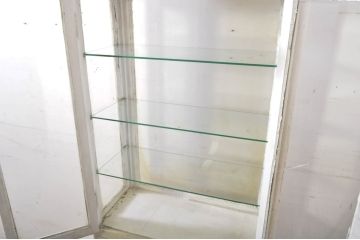 和製アンティーク　飾るものをお洒落にみせてくれる四面ガラスのケビントガラスケース(ショーケース、デンタルケース、デンタルキャビネット、陳列棚、飾り棚、収納棚、戸棚、店舗什器)(R-065798)