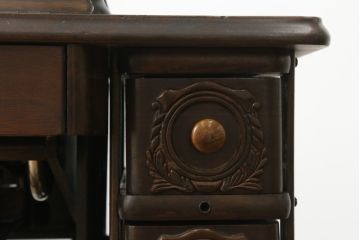 ジャンク品　イギリスアンティーク　SINGER(シンガー)社　置くだけで絵になる素敵な足踏みミシン(シンガーミシン、ミシンテーブル、ミシン台、工業用ミシン、サイドテーブル、ディスプレイ、英国)(R-065801)