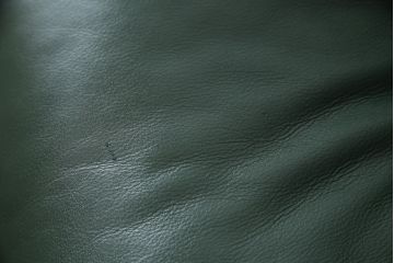 中古　牛本革　ノルウェー　Hjellegjerde(イエリアーダ社)　ノーザンコンフォート　優雅なくつろぎの時間におすすめのリクライニングチェア&オットマン(椅子、アームチェア、フットスツール、北欧、1人掛けソファ)(検索ワード:エコーネス、EKORNES、ストレスレスチェア)(定価約31万円)(R-065805)