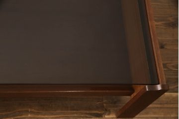 和製ビンテージ　日田工芸　チーク材　スモークがかったガラス天板がおしゃれなセンターテーブル(リビングテーブル、ローテーブル、ヴィンテージ)(R-065808)