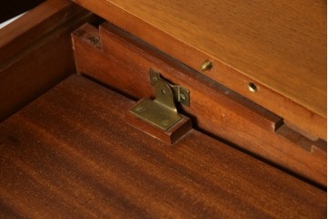 イギリスヴィンテージ　チーク材　北欧スタイルにおすすめなダイニングテーブル　(R-065818)