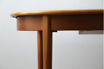 イギリスヴィンテージ　チーク材　北欧スタイルにおすすめなダイニングテーブル　(R-065818)