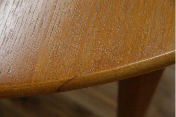 イギリスヴィンテージ　チーク材　北欧スタイルにおすすめなダイニングテーブル　(R-065818)