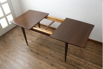 イギリスビンテージ　天板チーク無垢材　緩やかにカーブしたフォルムが美しいダイニングテーブル(4人掛け、6人掛け、8人掛け、エクステンションテーブル、拡張式テーブル、食卓、ヴィンテージ、英国)(R-065826)