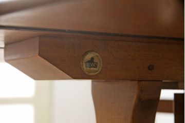イギリスビンテージ　ERCOL(アーコール)　流れるような木目が目を惹くドロップリーフテーブル(ダイニングテーブル、2人掛け、4人掛け、バタフライテーブル、ゲートレッグテーブル、ラウンドテーブル、食卓、エクステンションテーブル、ヴィンテージ、英国)(R-065827)