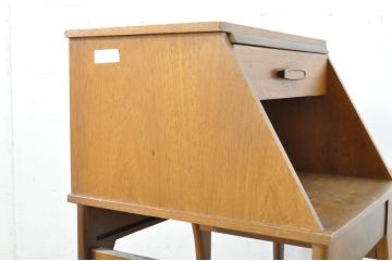 イギリスビンテージ　CHiPPY TELEPHONE SEATS　北欧スタイルのお部屋におすすめ!!チーク材とバーチ材製のテレフォンベンチ(テレフォンチェア、サイドキャビネット、サイドテーブル、スツール、電話台、ナイトテーブル、ヴィンテージ、英国)(R-065834)