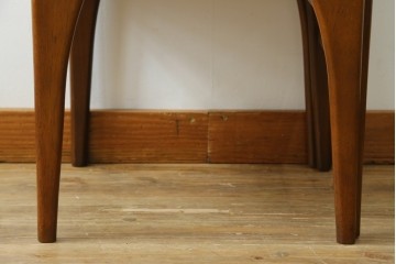 イギリスビンテージ　CHiPPY TELEPHONE SEATS　チーク材とバーチ材製のテレフォンベンチ　(R-065834)