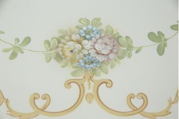 中古　イタリア高級家具　SILIK(シリック)　幅約3mの特大サイズ!!　ロココ調の華やかな装飾が美しいサイドボード(収納棚、戸棚、サイドキャビネット、コンソールテーブル)(定価約200万円)(R-065838)