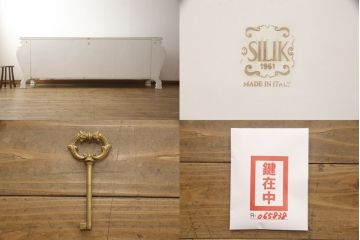 中古　イタリア高級家具　SILIK(シリック)　幅約3mの特大サイズ!!　ロココ調の華やかな装飾が美しいサイドボード(収納棚、戸棚、サイドキャビネット、コンソールテーブル)(定価約200万円)(R-065838)