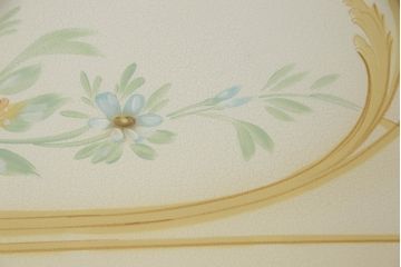 中古　美品　イタリア高級家具　SILIK(シリック)　ロココ調の豪華な装飾が優美なサイドボード(サイドキャビネット、戸棚、収納棚、引き出し)(R-065839)