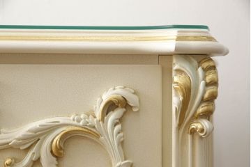 中古　美品　イタリア高級家具　SILIK(シリック)　ロココ調の豪華な装飾が優美なサイドボード(サイドキャビネット、戸棚、収納棚、引き出し)(R-065839)