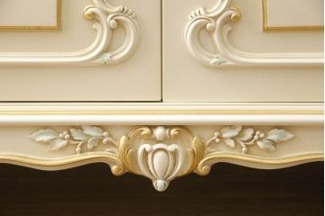 中古　美品　イタリア高級家具　SILIK(シリック)　ロココ調の豪華な装飾が優美なサイドボード(サイドキャビネット、戸棚、収納棚、引き出し)(R-065839)