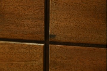 イギリスアンティーク　ブラックカラーの脚付きデザインがお洒落なシャツケース　(R-065841)