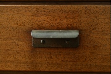 イギリスアンティーク　ブラックカラーの脚付きデザインがお洒落なシャツケース　(R-065841)