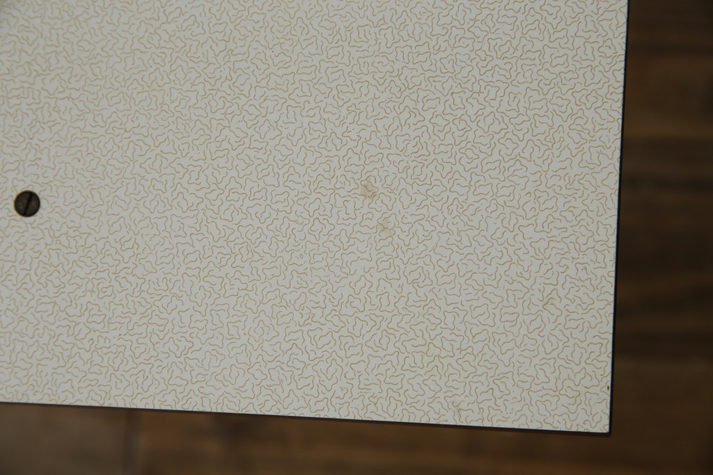 イギリスビンテージ　nathan(ネイサン)社　希少モデル!　チーク材　スタイリッシュなサイドボード　(R-065849)