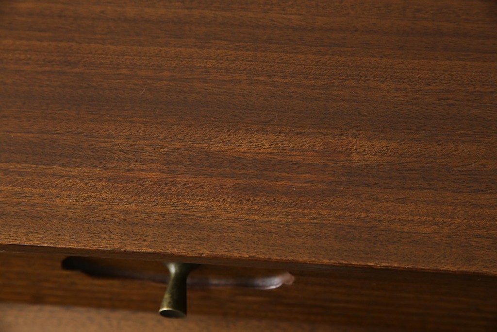 イギリスビンテージ　nathan(ネイサン)社　希少モデル!　チーク材　スタイリッシュなサイドボード　(R-065849)