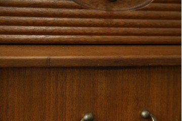 イギリスビンテージ　nathan(ネイサン)社　希少モデル!　チーク材　スタイリッシュなサイドボード　(R-065849)