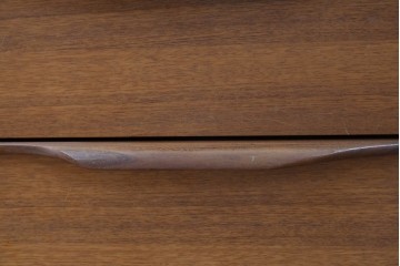 イギリスビンテージ　チーク材　北欧スタイルにおすすめ!!優しい木の温もり溢れるサイドボード　(R-065852)