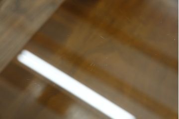 中古　DREXEL HERITAGE(ドレクセルヘリテイジ)　高級感たっぷりなガラストップのセンターテーブル(ローテーブル、リビングテーブル、カクテルテーブル)(定価約60万円)(R-065859)