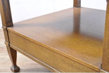 中古　DREXEL HERITAGE(ドレクセルヘリテイジ)　Triune(トライユン)シリーズ　すっきりした佇まいのエンドテーブル(サイドテーブル、ナイトテーブル、飾り台)(R-065862)