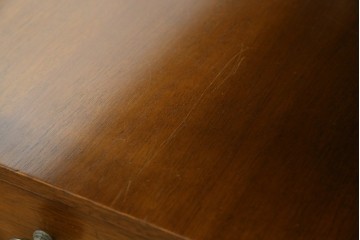 中古　DREXEL HERITAGE(ドレクセルヘリテイジ)　Triune(トライユン)シリーズ　すっきりした佇まいのエンドテーブル　(R-065862)